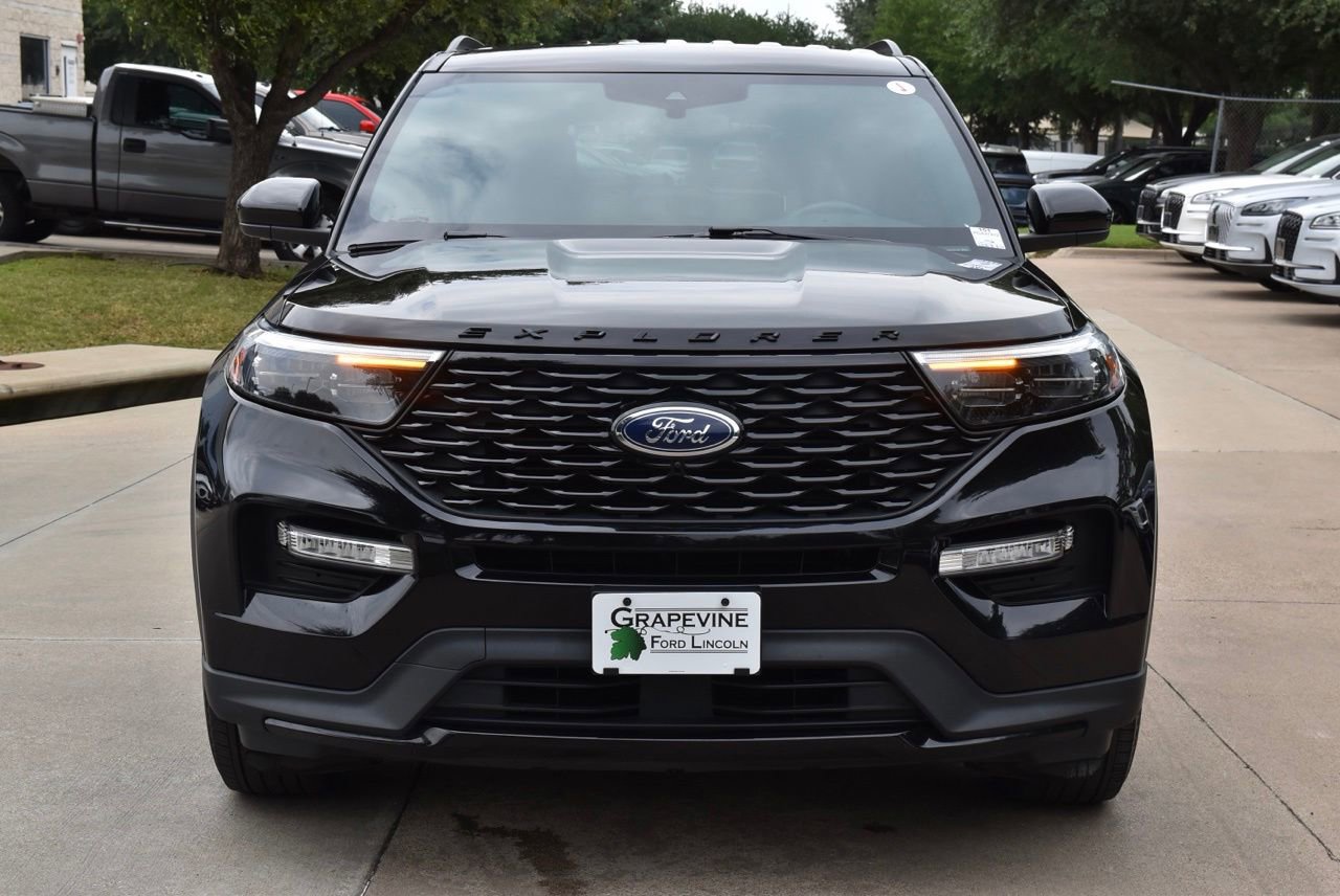 Certified 2023 Ford Explorer ST-Line w/ Class IV Trailer Tow Package RWD image 3