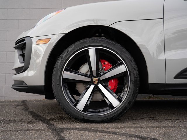 New 2026 Porsche Macan S image 13