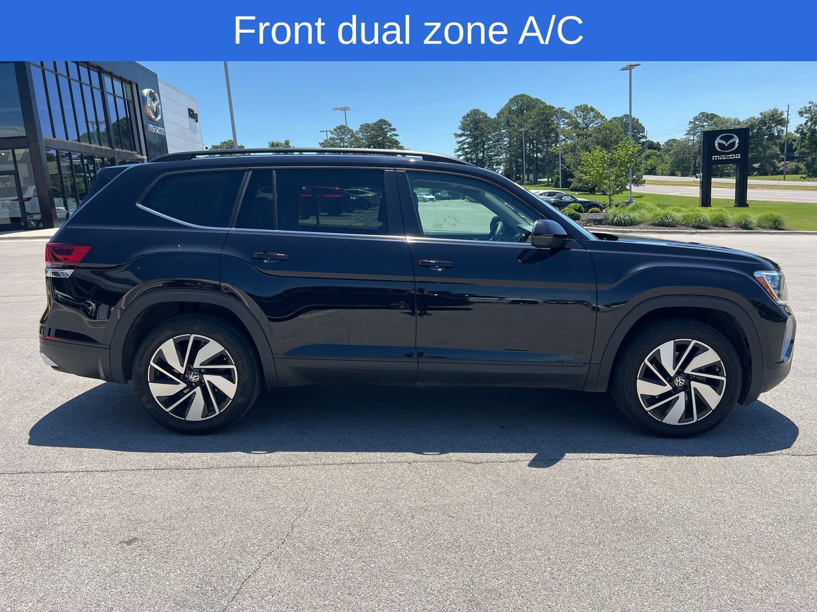 Used 2024 Volkswagen Atlas SE FWD image 5