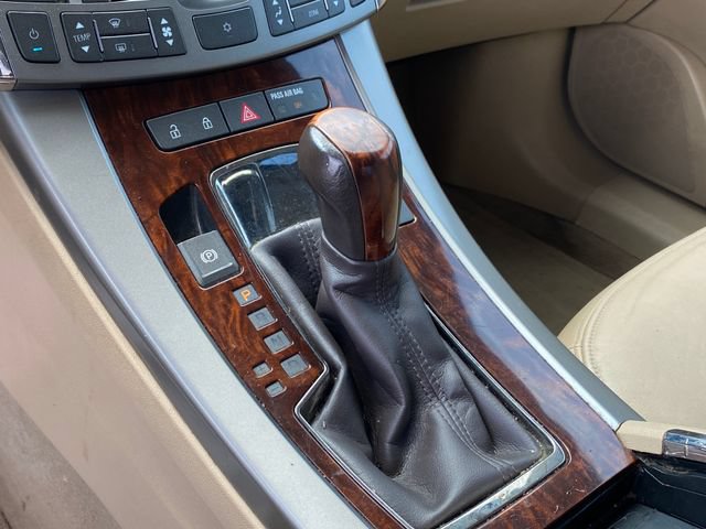 Used 2011 Buick LaCrosse CXL FWD image 8