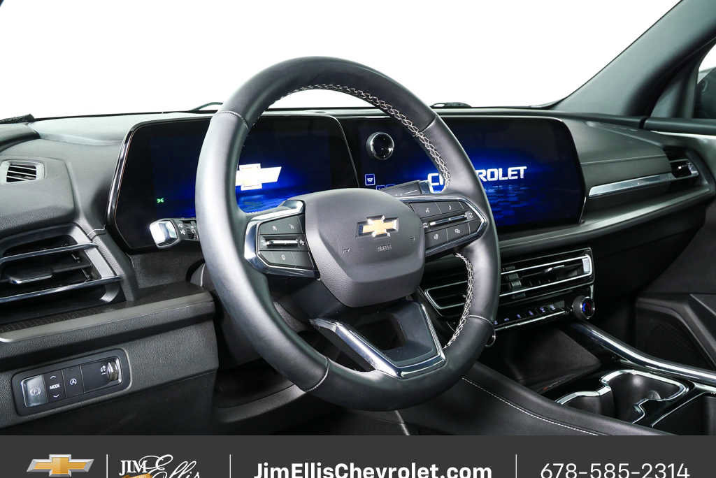 Certified 2025 Chevrolet Traverse LT image 4