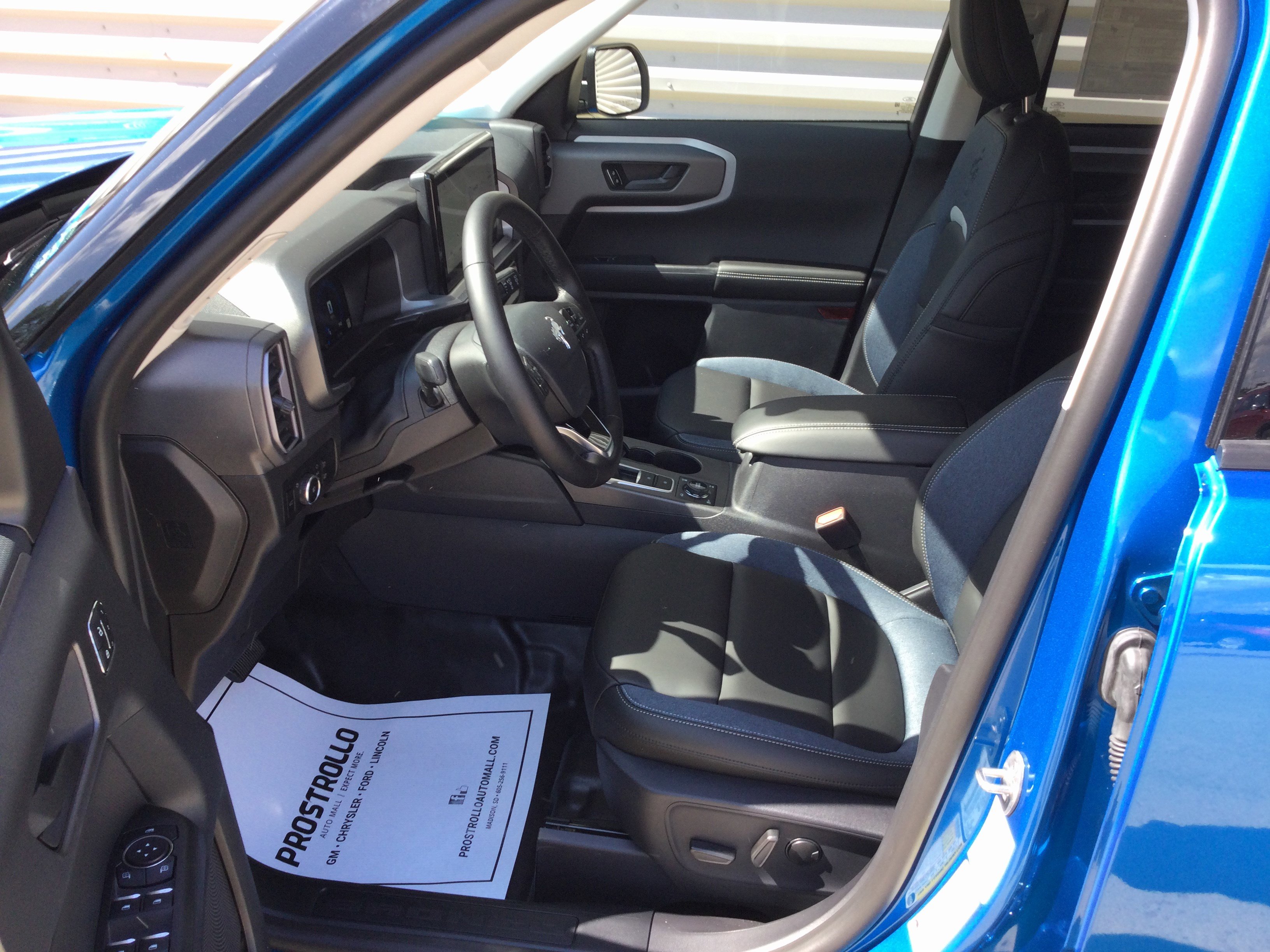 New 2025 Ford Bronco Sport Outer Banks image 8