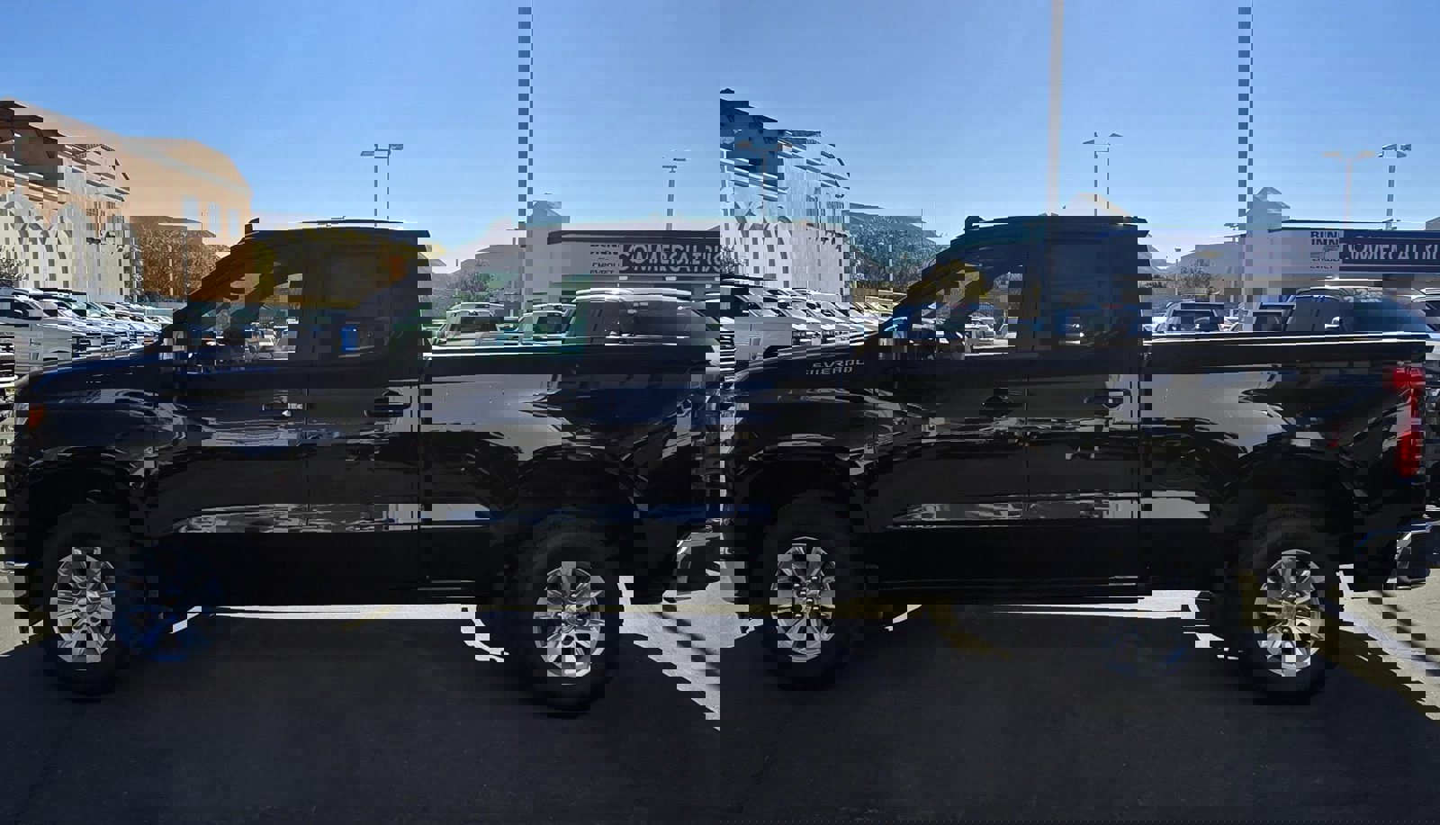 Used 2025 Chevrolet Silverado 1500 LT w/ Safety Package image 6