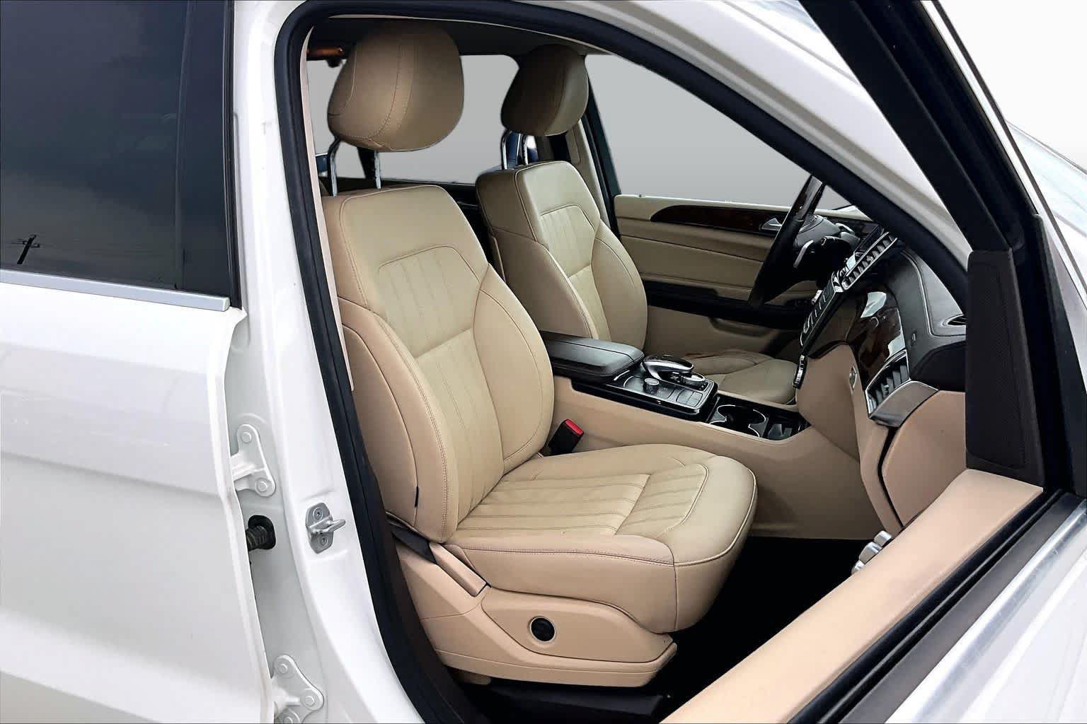 Certified 2017 Mercedes-Benz GLS 450 4MATIC image 9