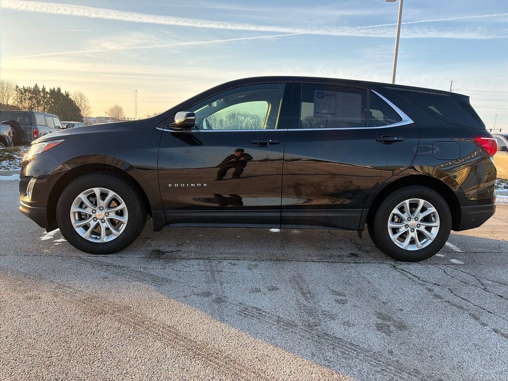 Used 2019 Chevrolet Equinox LT w/ Driver Convenience Package image 4
