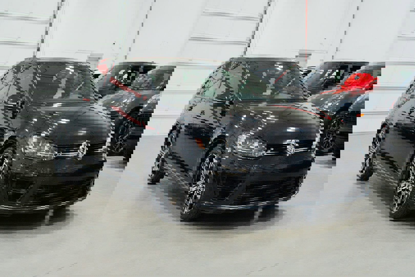 Used 2016 Volkswagen Golf 4-Door image 10