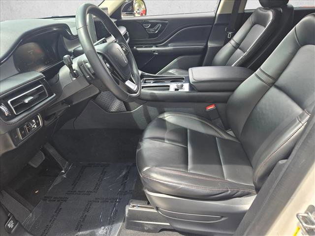 Used 2023 Lincoln Aviator 2WD w/ Class IV Trailer Tow Package image 14