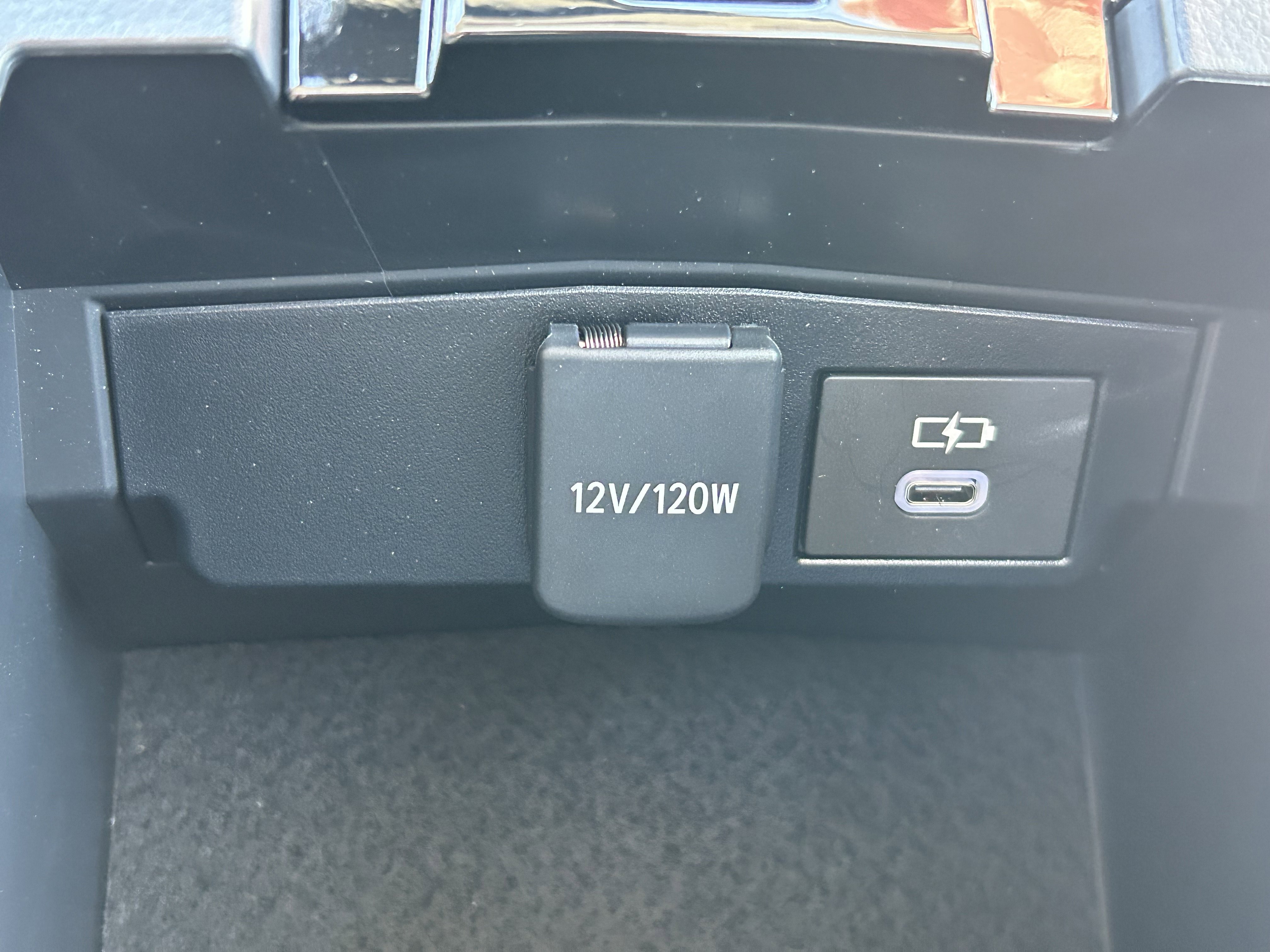 Certified 2023 Toyota Corolla Cross XLE w/ Convenience Package AWD/4WD image 36