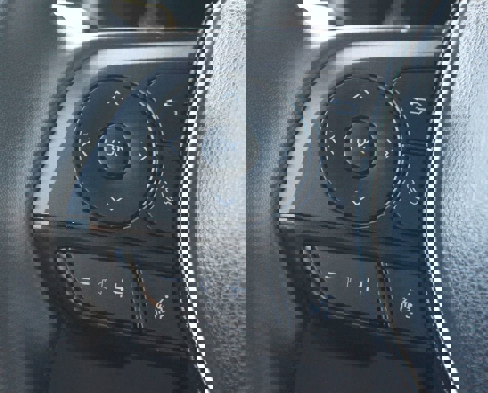 Used 2023 Toyota Corolla XSE image 9