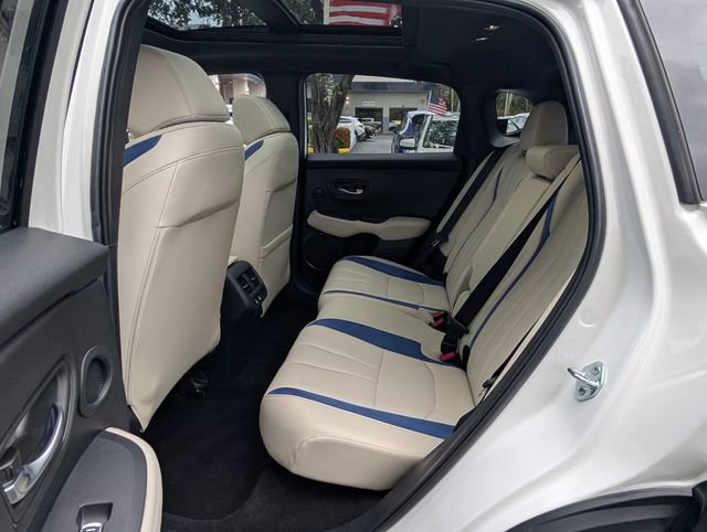 Used 2025 Acura ADX A-Spec image 14