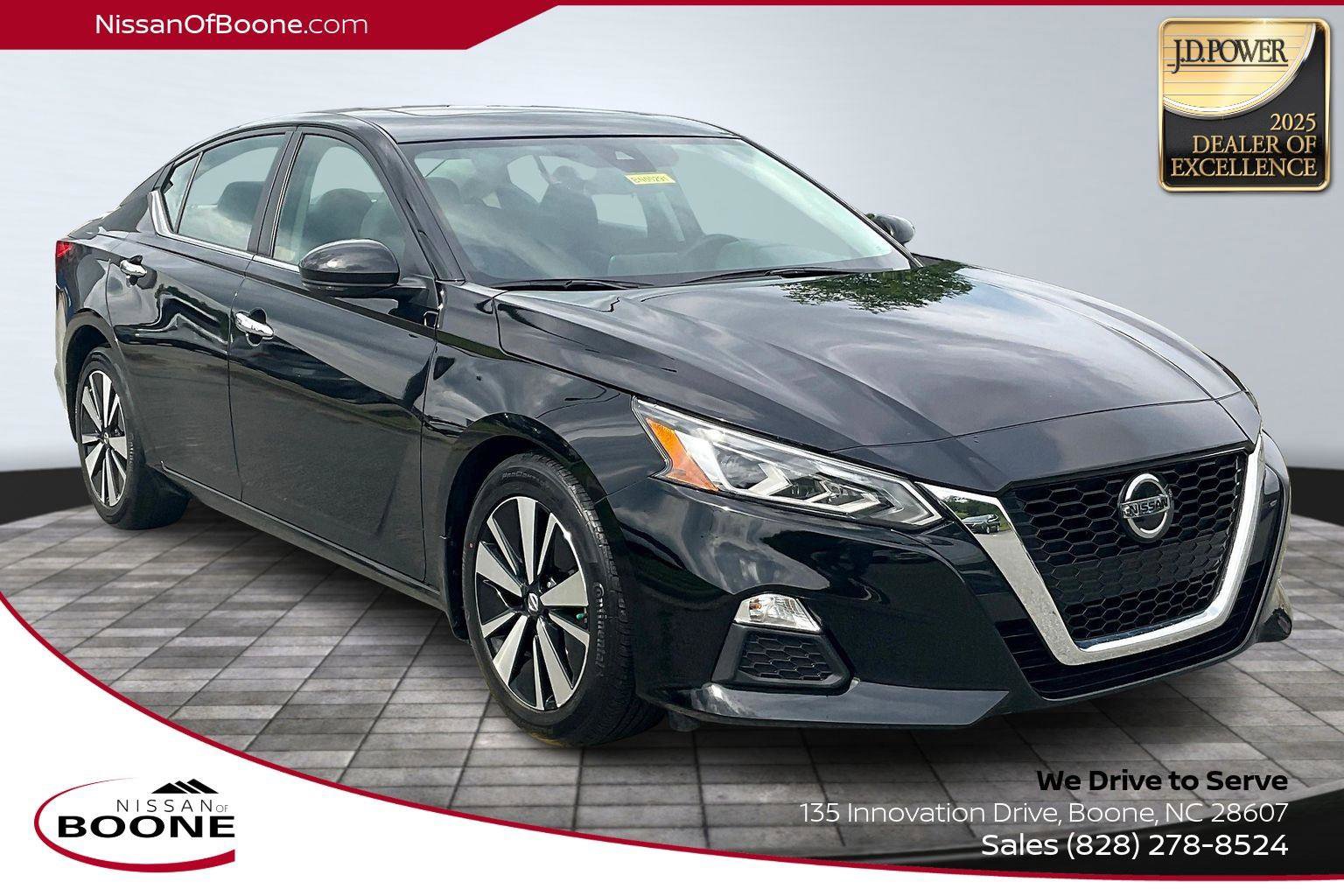 Used 2022 Nissan Altima 2.5 SV w/ SV Premium Package
