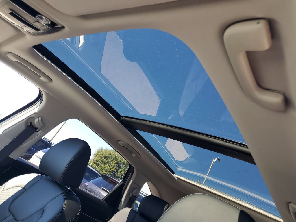 New 2026 Kia Sorento S w/ S Panoramic Sunroof Package FWD image 10