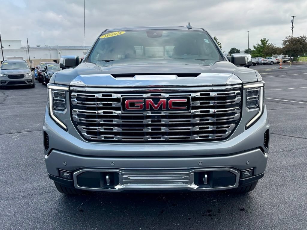 Used 2023 GMC Sierra 1500 Denali w/ Denali Reserve Package AWD/4WD image 10