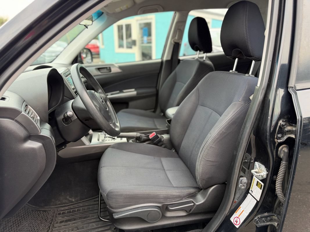 Used 2012 Subaru Forester 2.5X w/ Alloy Wheel Pkg AWD/4WD image 10