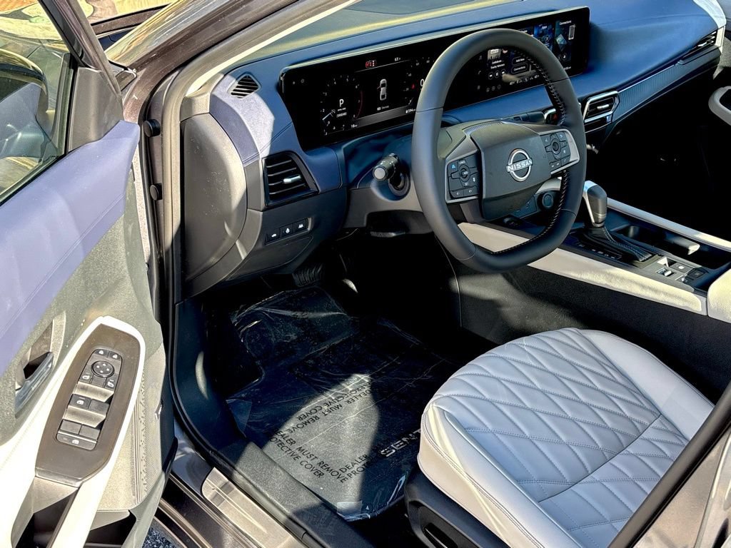 New 2026 Nissan Sentra SL w/ Floor Mat Package FWD image 9
