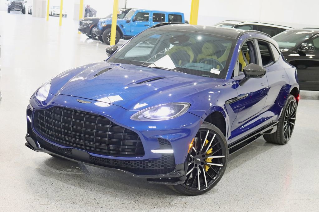 Used 2023 Aston Martin DBX 707 image 6