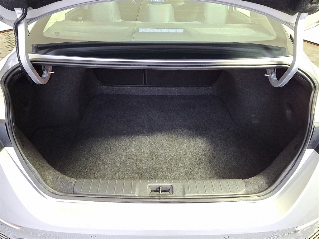 Used 2023 Nissan Sentra SV image 32