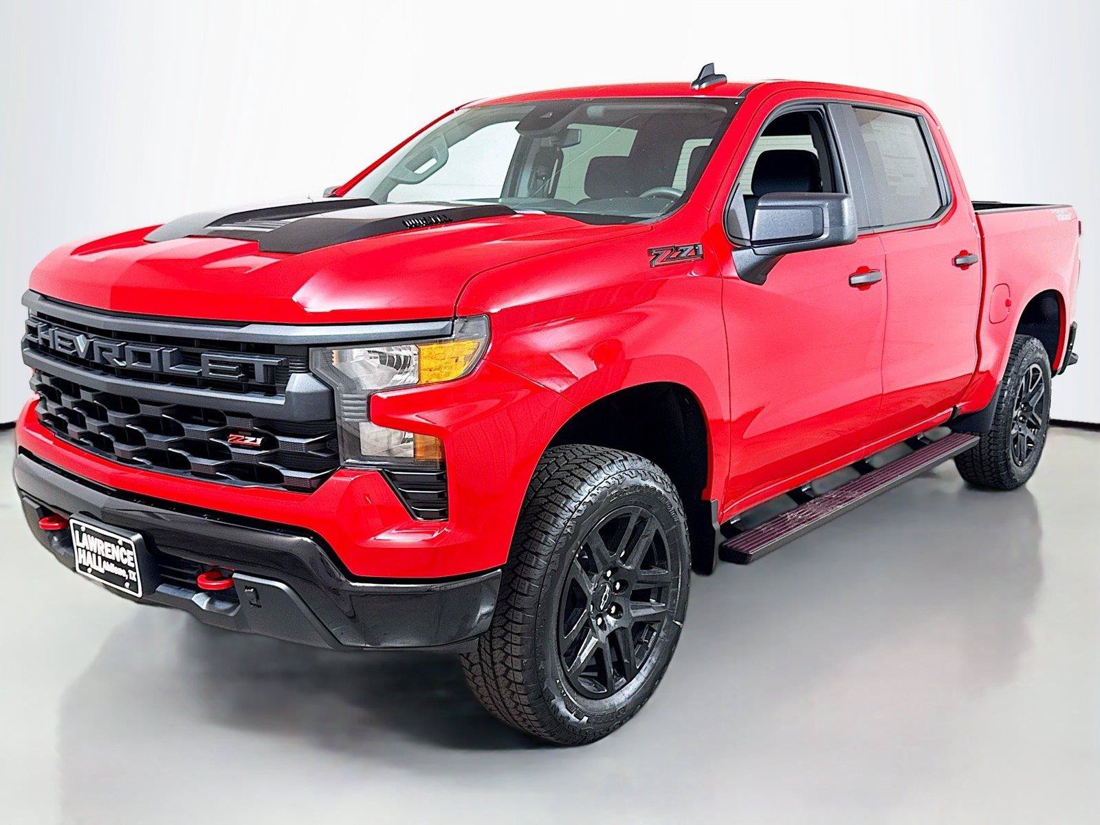 New 2026 Chevrolet Silverado 1500 Custom Trail Boss w/ LPO, Dark Essentials Package AWD/4WD image 1