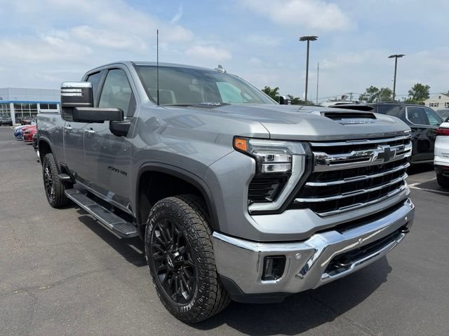 Used 2024 Chevrolet Silverado 2500 LTZ w/ LTZ Plus Package
