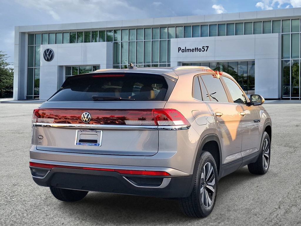 Certified 2024 Volkswagen Atlas Cross Sport SE FWD image 6