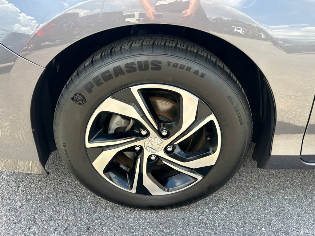 Used 2017 Honda Accord LX image 11