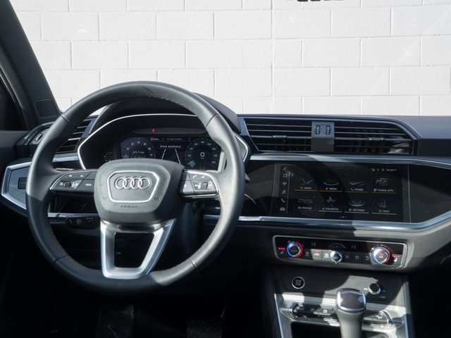 Certified 2025 Audi Q3 2.0T Premium w/ Convenience Package image 22