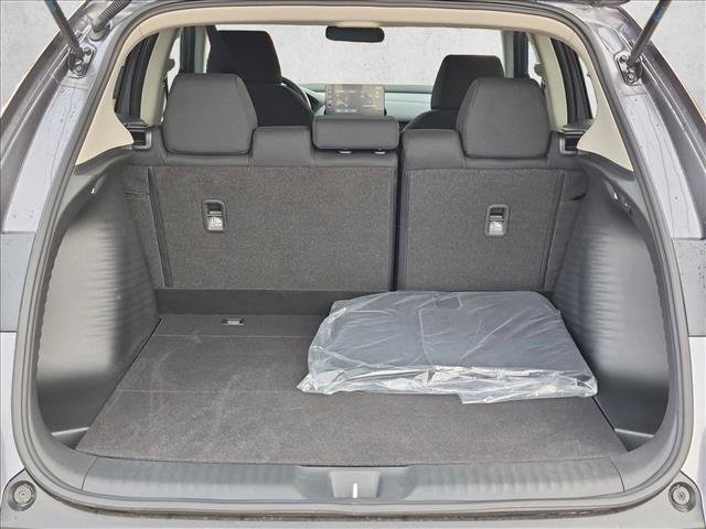 Certified 2027 Honda HR-V LX image 11