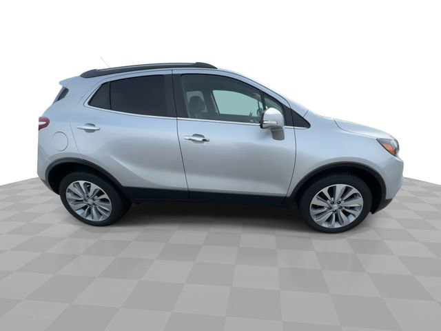 Used 2018 Buick Encore Preferred image 9