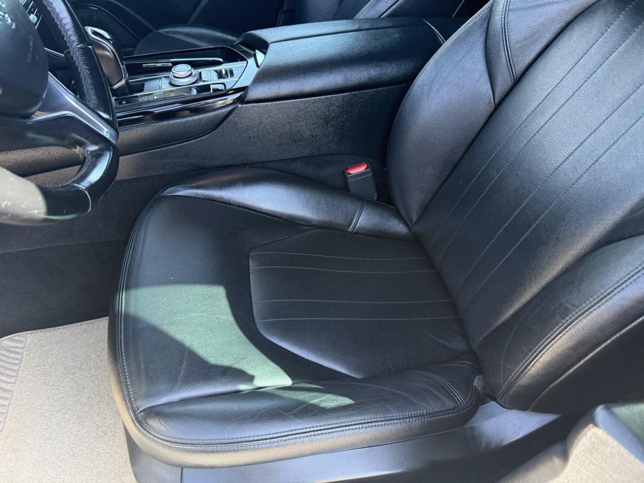Used 2018 Maserati Levante AWD/4WD image 12