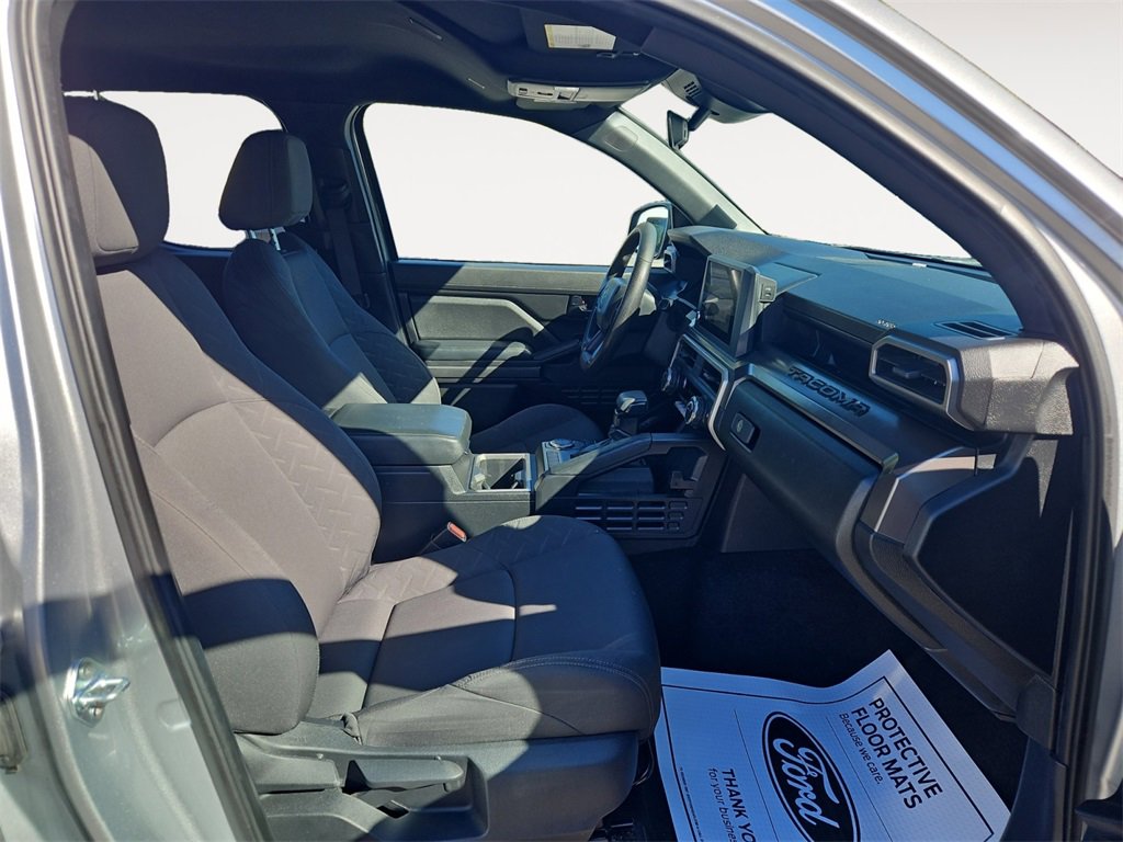 Used 2024 Toyota Tacoma TRD Sport image 15