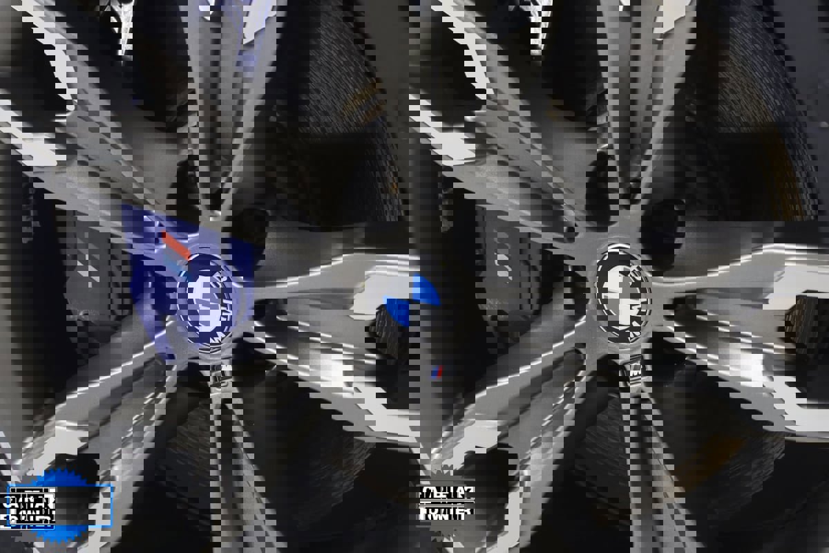 Used 2020 BMW M550i xDrive w/ Premium Package image 17