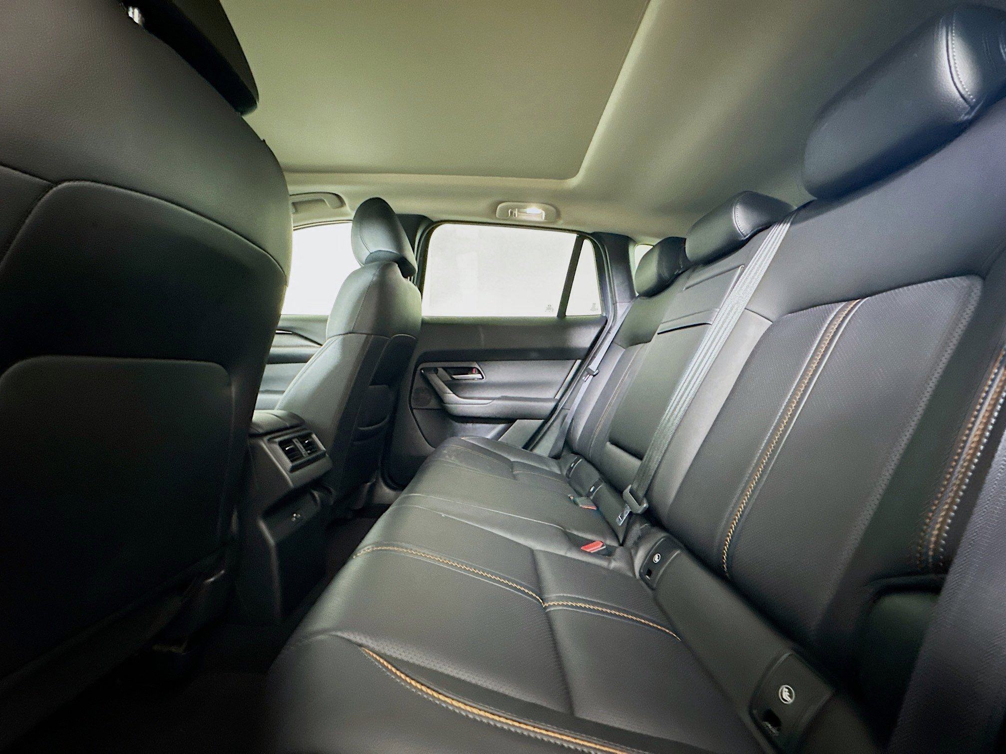 Used 2025 MAZDA CX-50 AWD 2.5 Hybrid w/ Premium Pkg image 28