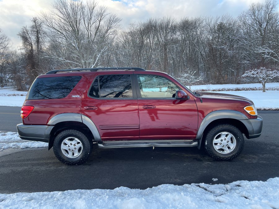 Used 2004 Toyota Sequoia SR5 AWD/4WD image 25