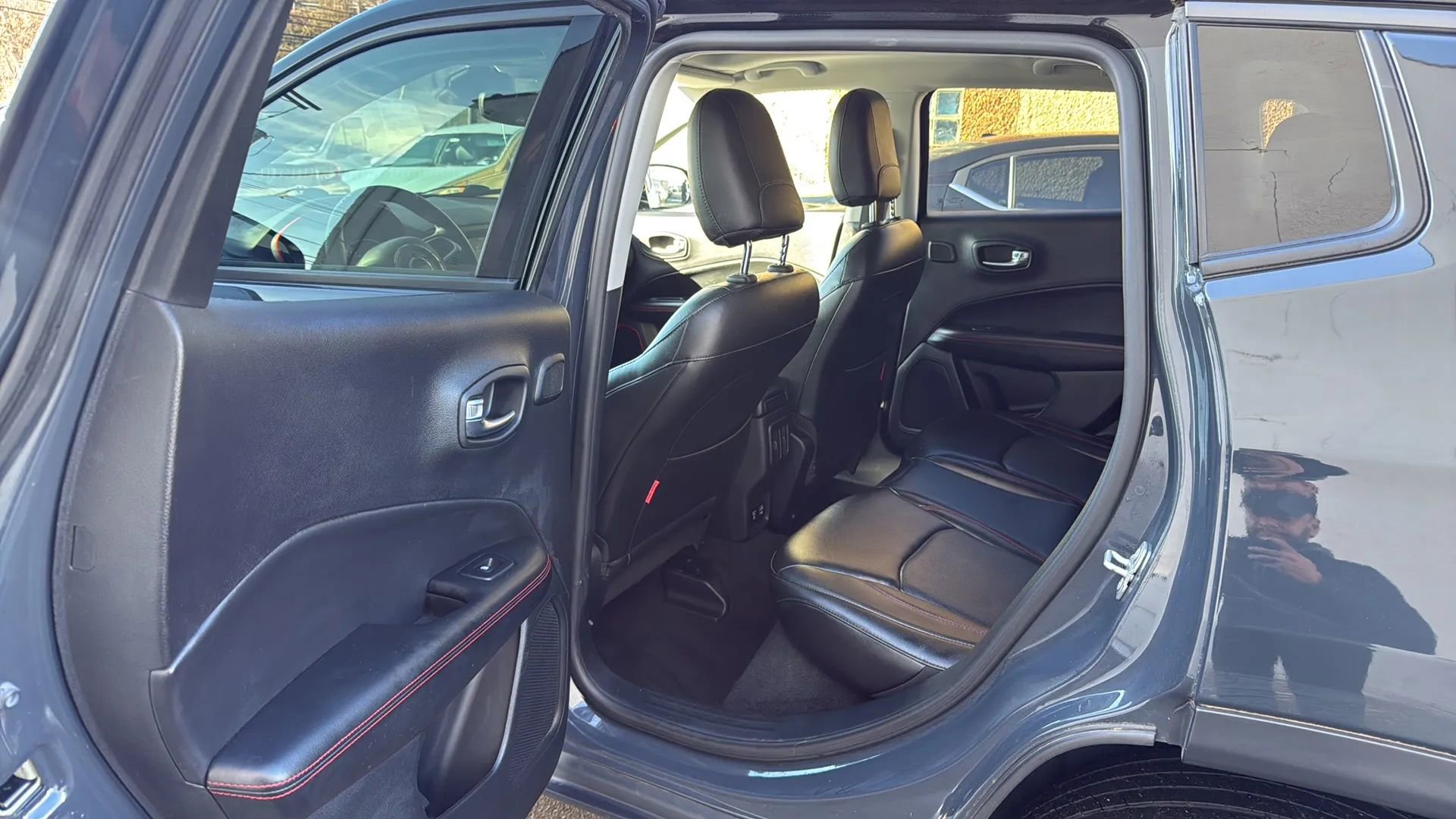 Used 2018 Jeep Compass Trailhawk w/ Leather Interior Group image 28