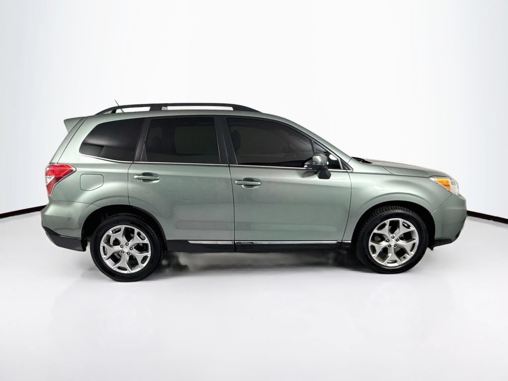 Used 2015 Subaru Forester 2.5i Touring AWD/4WD image 4