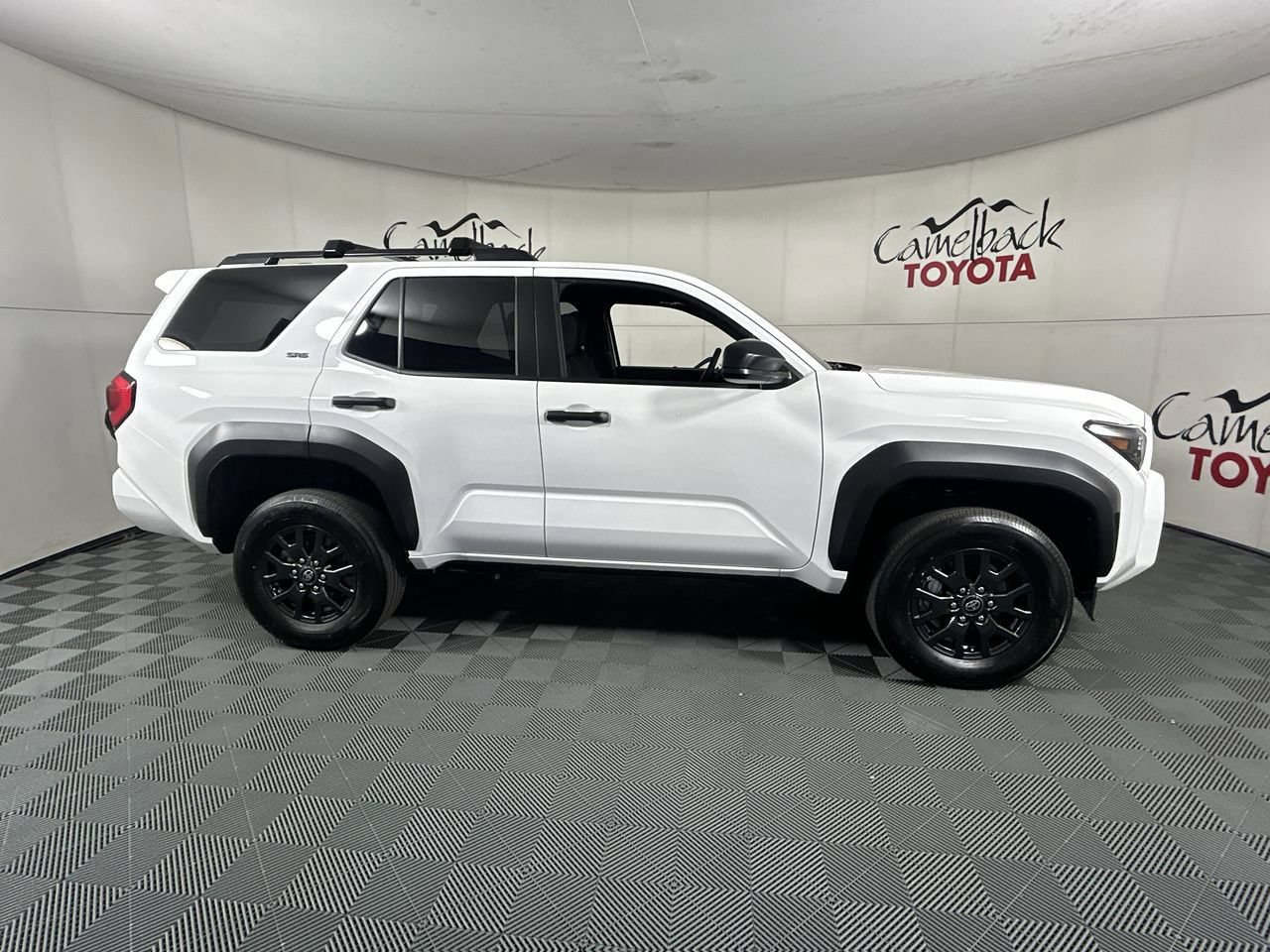 New 2026 Toyota 4Runner SR5 AWD/4WD image 8