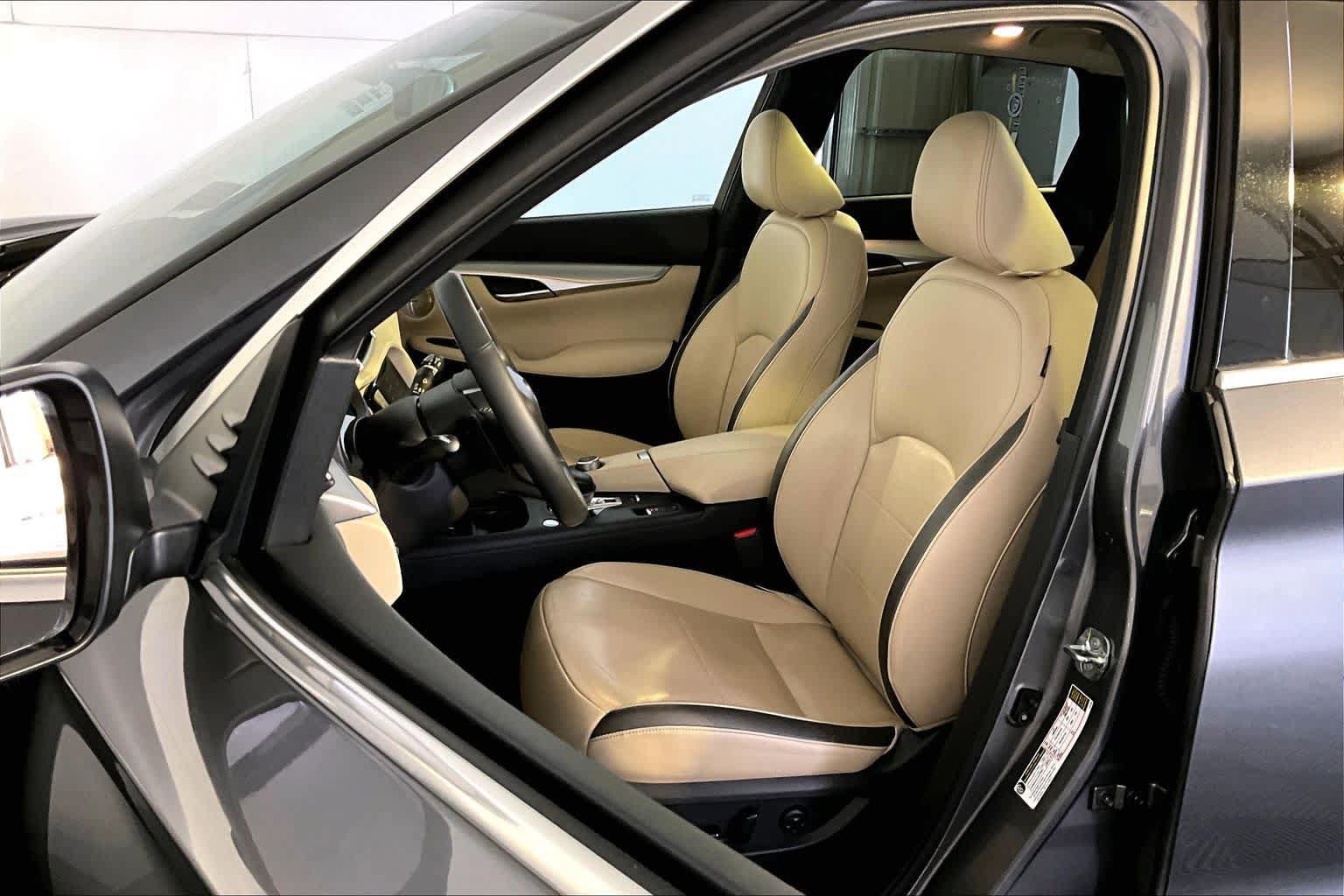 Used 2022 INFINITI QX50 Essential AWD/4WD image 9