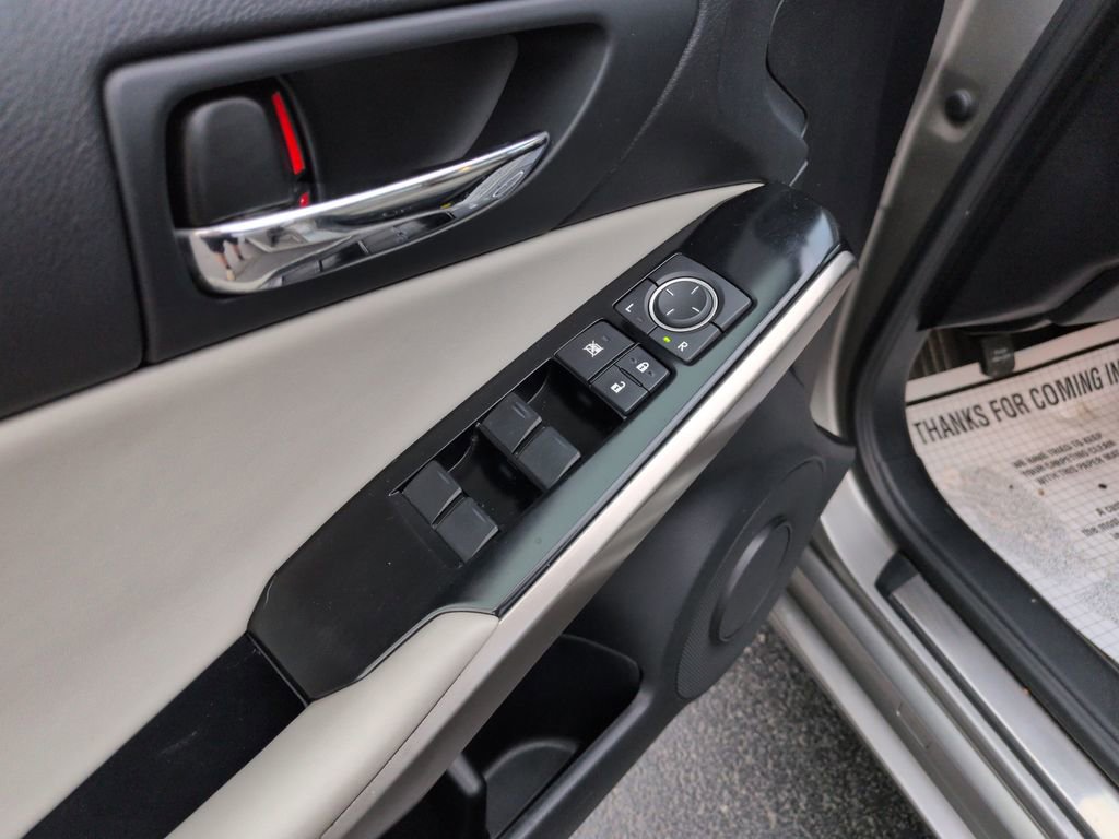 Used 2014 Lexus IS 250 AWD w/ Navigation Package image 11