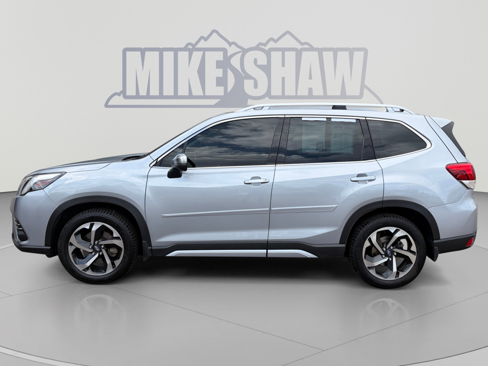 Certified 2023 Subaru Forester Touring AWD/4WD image 2