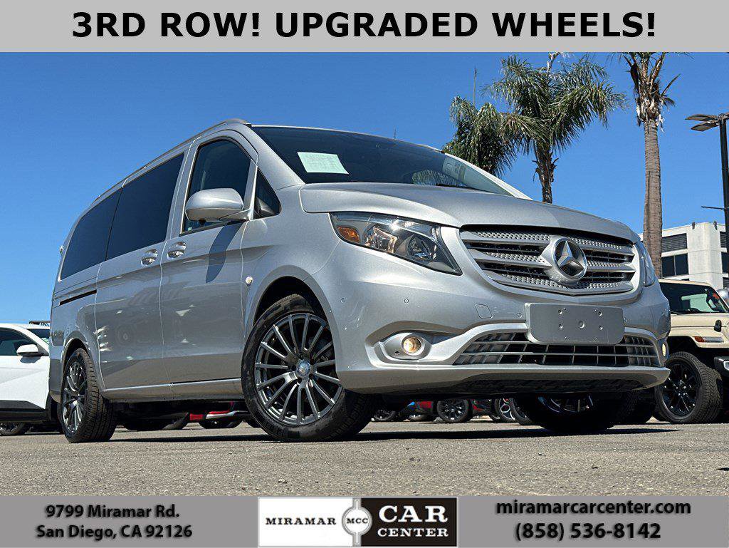 Used 2016 Mercedes-Benz Metris Passenger image 1
