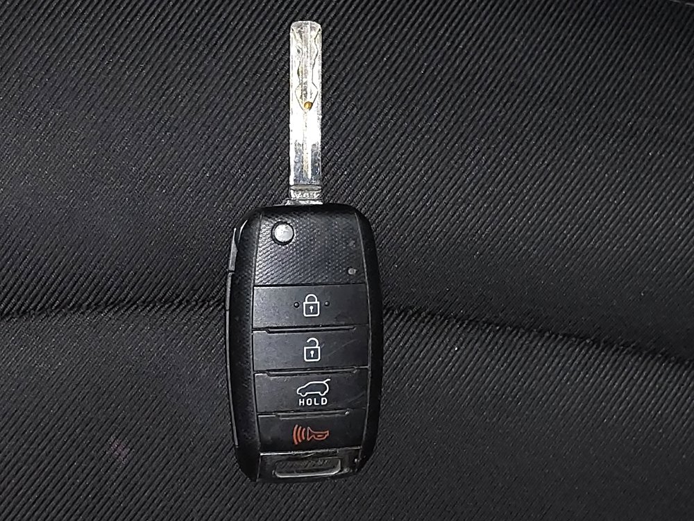 Used 2017 Kia Soul + image 32