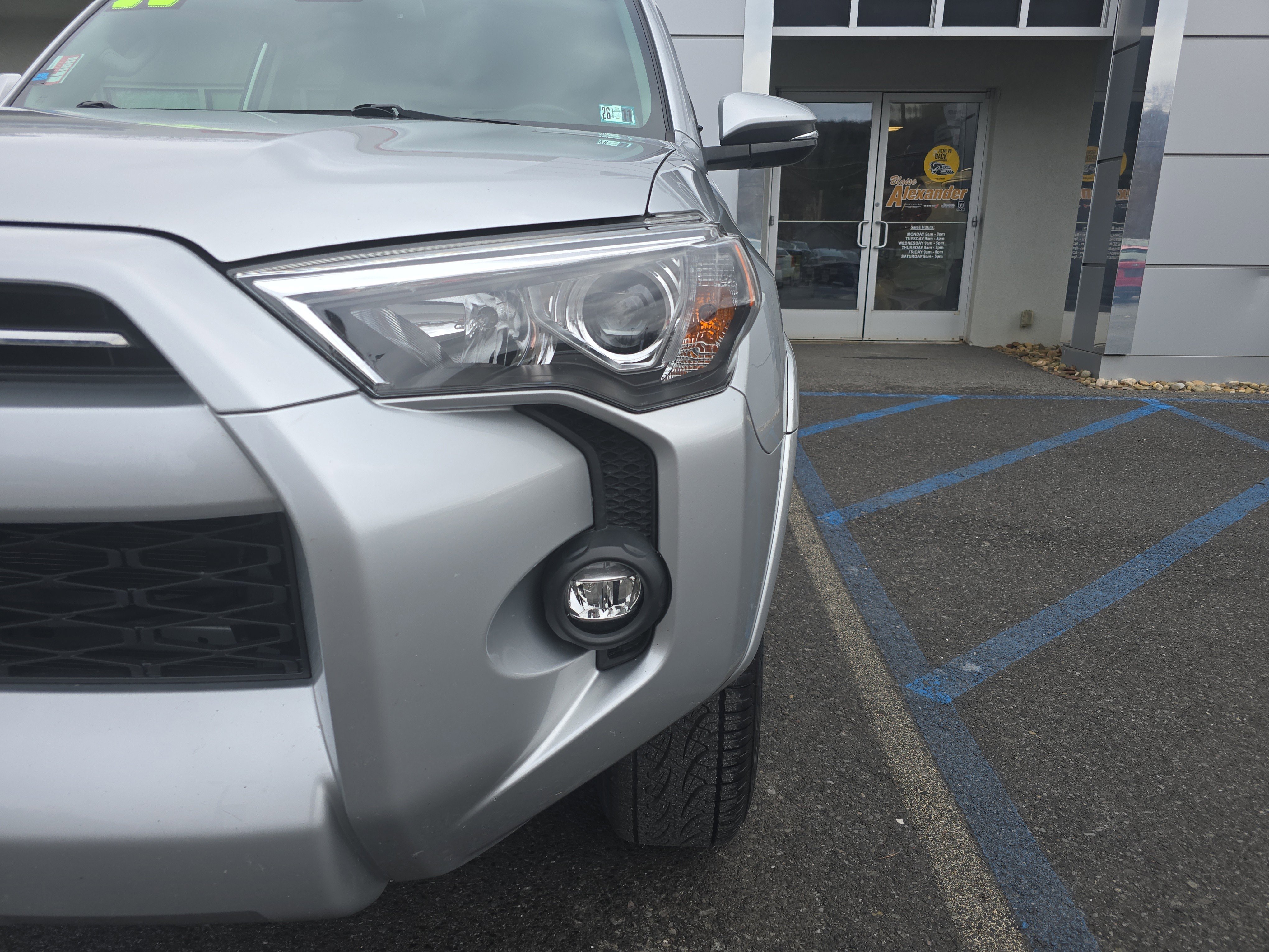 Used 2022 Toyota 4Runner SR5 Premium w/ Moonroof Package image 10