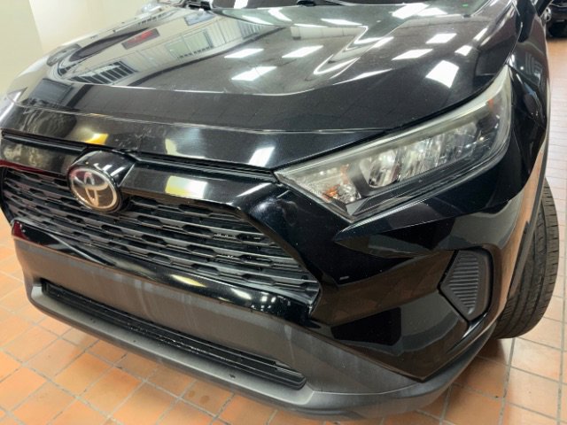 Used 2019 Toyota RAV4 LE image 9