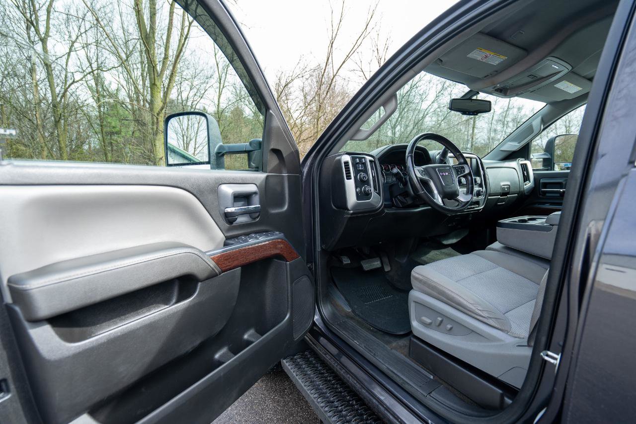 Used 2015 GMC Sierra 2500 SLE w/ SLE Preferred Package image 8