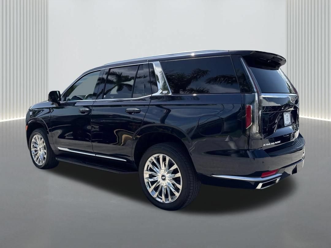 Certified 2024 Cadillac Escalade Premium Luxury AWD/4WD image 8