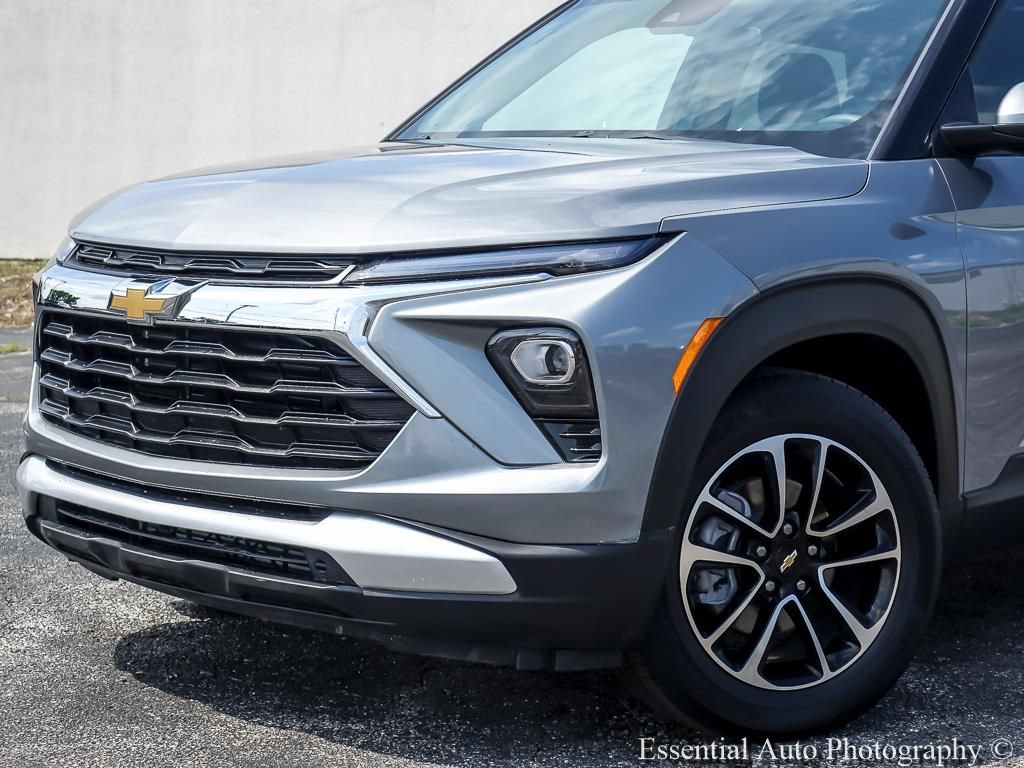 Certified 2026 Chevrolet TrailBlazer LT FWD image 3