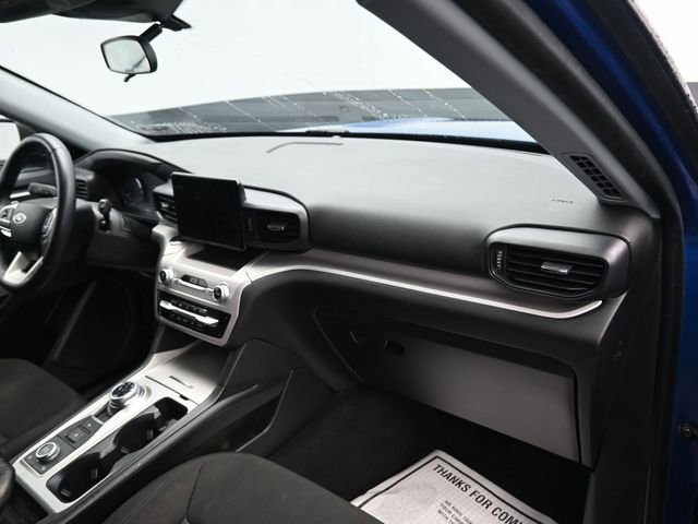 Used 2023 Ford Explorer XLT image 11