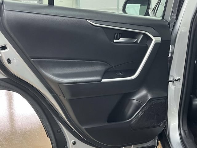 Used 2024 Toyota RAV4 XLE AWD/4WD image 16