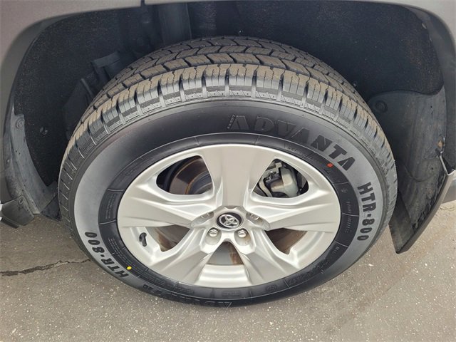 Used 2019 Toyota RAV4 LE image 24
