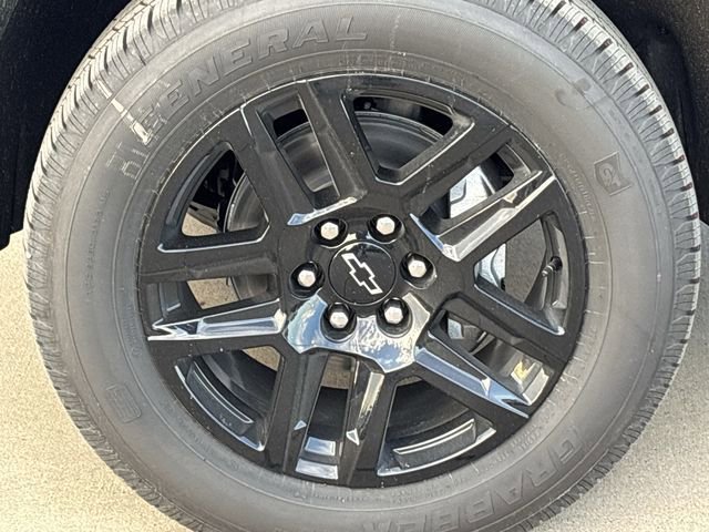 New 2026 Chevrolet Silverado 1500 RST w/ Dark Appearance Package image 10